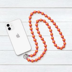 cuelgamovil de bolas naranja y nudos rosas que esta de moda en valencia